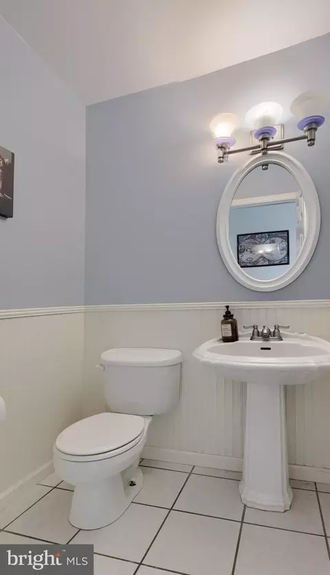 Bath - 121 Sage Dr, Reading, PA 19608 photo 1 of 4