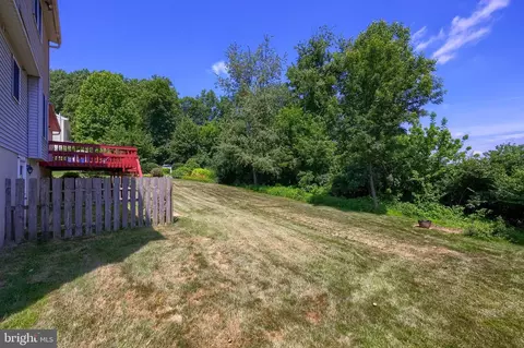 Exterior - 121 Sage Dr, Reading, PA 19608 photo 7 of 9
