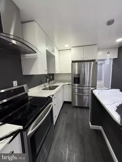 Kitchen - 331 Spring Garden St, Reading, PA 19602 photo 3 of 5