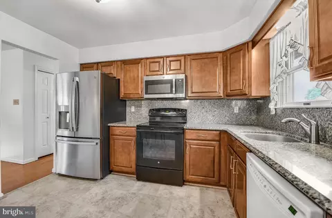 4756 Killian Ave, Reading, PA 19606 photo 12