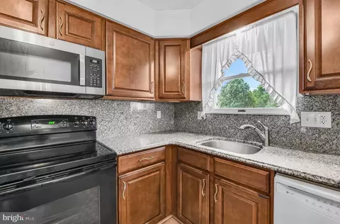 4756 Killian Ave, Reading, PA 19606 photo 13