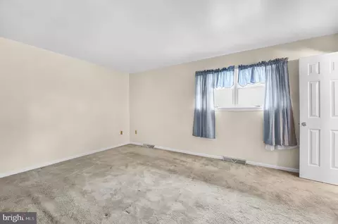 4756 Killian Ave, Reading, PA 19606 photo 17