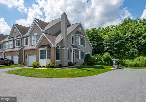 7 Wyomissing Ct, Wyomissing, PA 19610