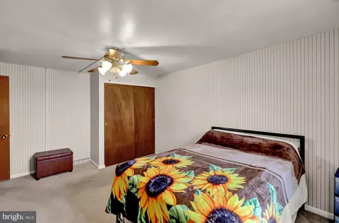Bedroom - 3533 Chestnut St, Reading, PA 19605 photo 3 of 3