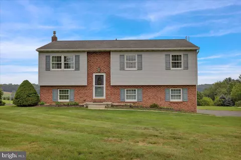 263 Deer Run Rd, Kutztown, PA 19530