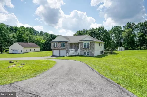 120 Miller Rd, Reading, PA 19608
