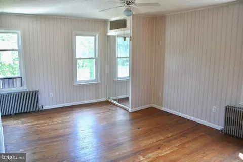 Bedroom - 722 Mohns Hill Rd, Reading, PA 19608 photo 1 of 4