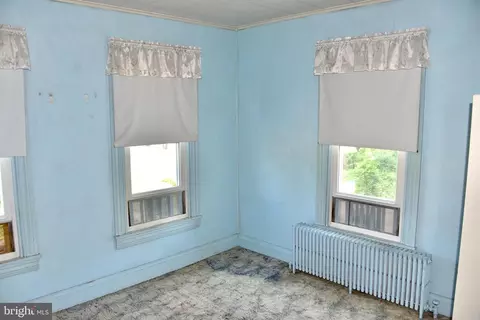 Bedroom - 722 Mohns Hill Rd, Reading, PA 19608 photo 3 of 4