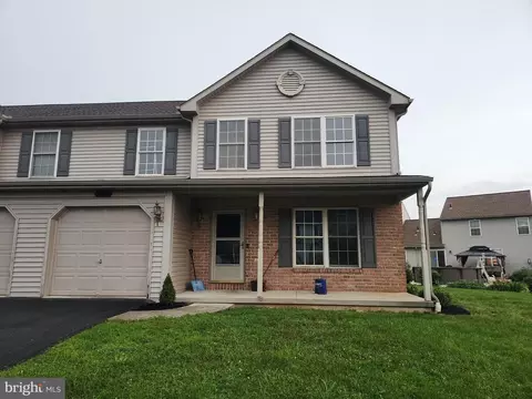 1003 Saint Vincent Ct, Reading, PA 19605