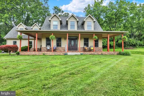 52 A Woodside Ave, Temple, PA 19560