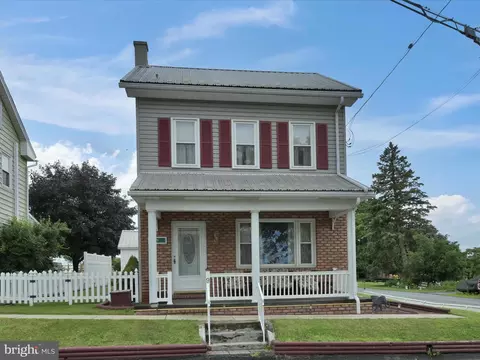 9 W Market St, Myerstown, PA 17067