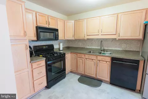 Kitchen - 21 White Pine Gulch, Reading, PA 19607 photo 1 of 2