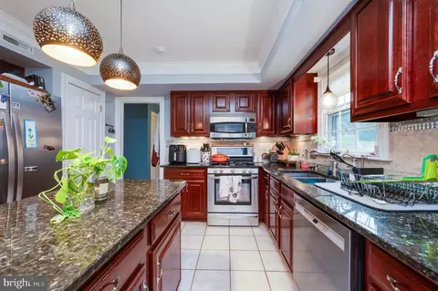Kitchen - 514 Augusta Dr W, Reading, PA 19608 photo 5 of 5