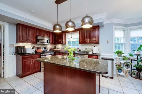 Kitchen - 514 Augusta Dr W, Reading, PA 19608 photo 3 of 5