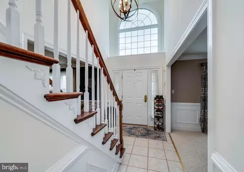 Entry Way - 514 Augusta Dr W, Reading, PA 19608 photo 4 of 9