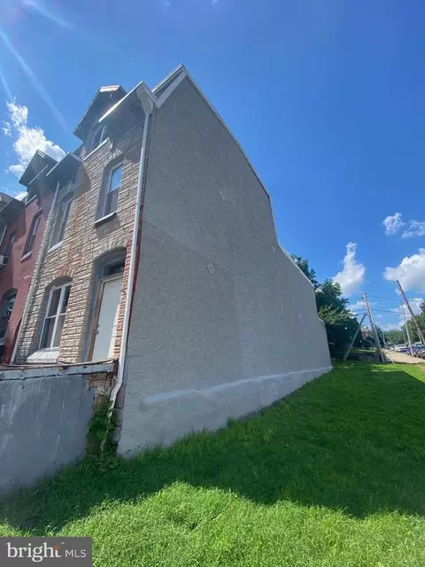 153 Walnut St, Reading, PA 19601