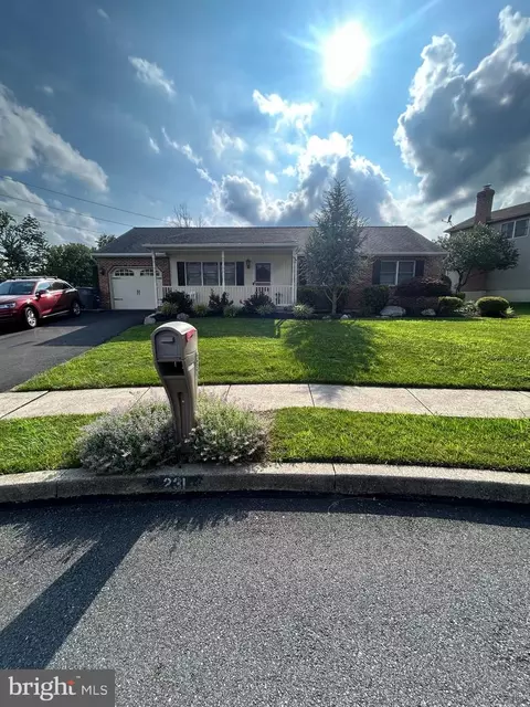 231 Sunrise Rd, Reading, PA 19606