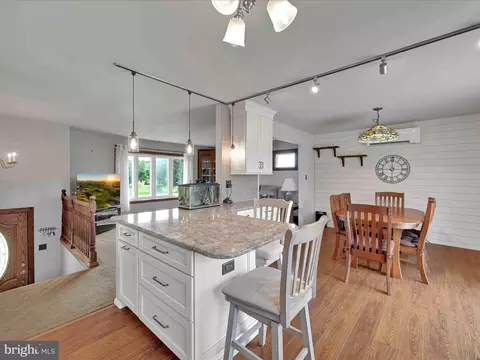 Kitchen - 164 Bertolet Mill Rd, Oley, PA 19547 photo 2 of 4