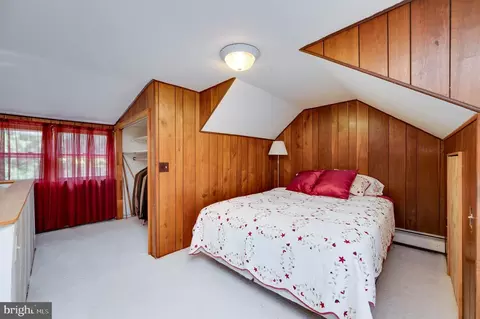 Bedroom - 578 Old Lancaster Pike, Reading, PA 19607 photo 7 of 8