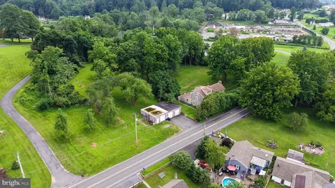 View/Area - 578 Old Lancaster Pike, Reading, PA 19607 photo 1 of 12
