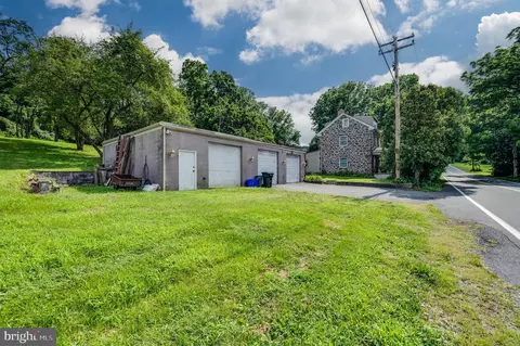Exterior - 578 Old Lancaster Pike, Reading, PA 19607 photo 4 of 11