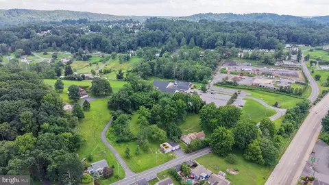 View/Area - 578 Old Lancaster Pike, Reading, PA 19607 photo 7 of 12