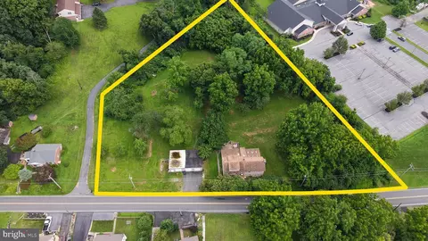 View/Area - 578 Old Lancaster Pike, Reading, PA 19607 photo 4 of 12