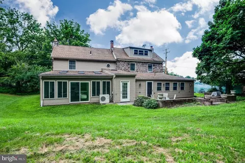 Exterior - 578 Old Lancaster Pike, Reading, PA 19607 photo 8 of 11