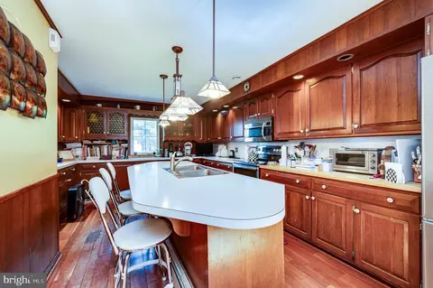 Kitchen - 578 Old Lancaster Pike, Reading, PA 19607 photo 2 of 6