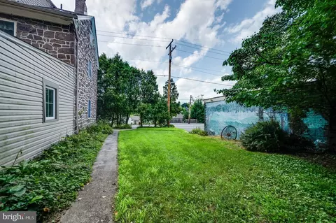 Exterior - 578 Old Lancaster Pike, Reading, PA 19607 photo 7 of 11