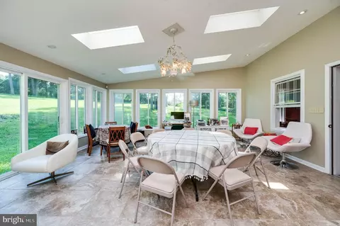Dining - 578 Old Lancaster Pike, Reading, PA 19607 photo 5 of 5