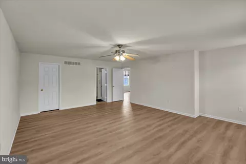 Living - 3 Fallowfield Cir, Reading, PA 19607 photo 10 of 11