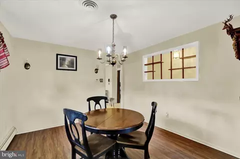 Dining - 1621 Bradford Ave, Reading, PA 19607 photo 1 of 2