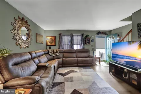 238 Bainbridge Cir, Reading, PA 19608 photo 5