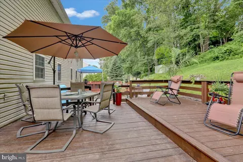 238 Bainbridge Cir, Reading, PA 19608 photo 26