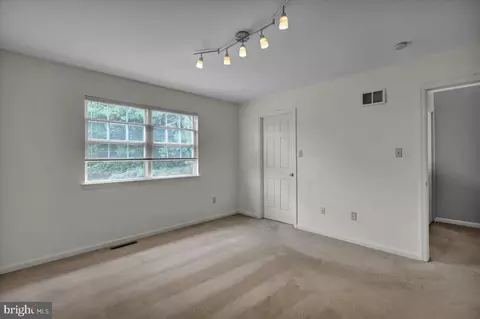 Bedroom - 17 Charlemont Ct, Reading, PA 19607 photo 3 of 7