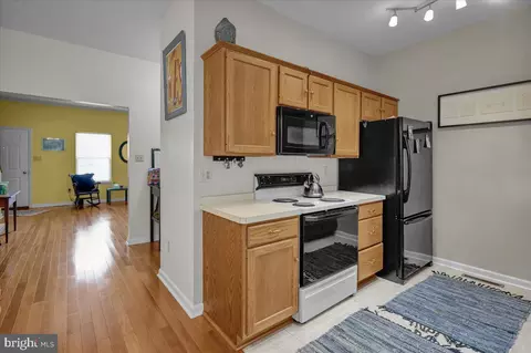 Entry Way - 17 Charlemont Ct, Reading, PA 19607 photo 1 of 2