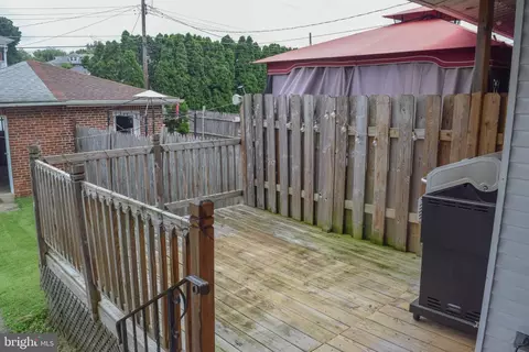 307 W Elm St, Reading, PA 19607 photo 4