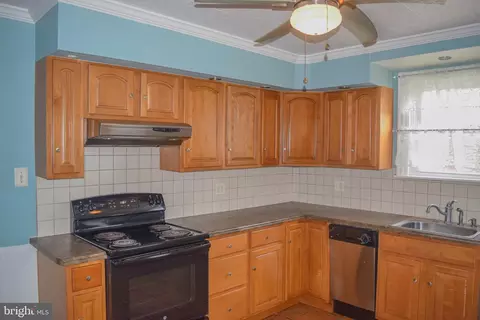 307 W Elm St, Reading, PA 19607 photo 15