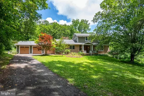 195 Adams Rd, Kutztown, PA 19530