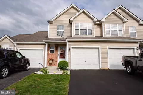 315 Dogwood St, Bally, PA 19503