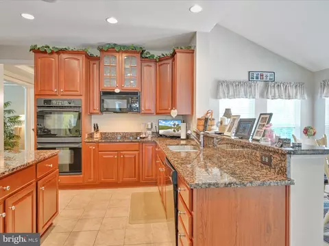 17 Winding Brook Dr, Reading, PA 19608 photo 11