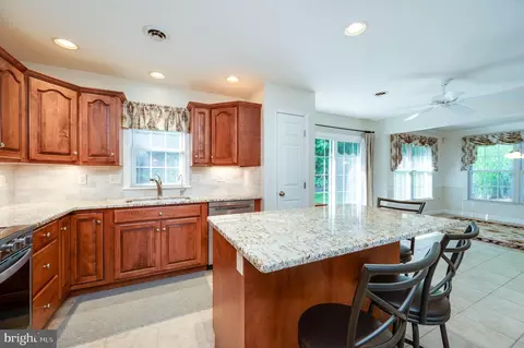 126 S Cacoosing Dr, Reading, PA 19608 photo 24