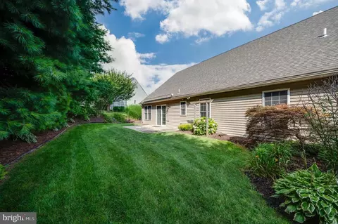 126 S Cacoosing Dr, Reading, PA 19608 photo 7