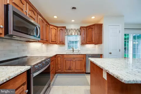 126 S Cacoosing Dr, Reading, PA 19608 photo 21
