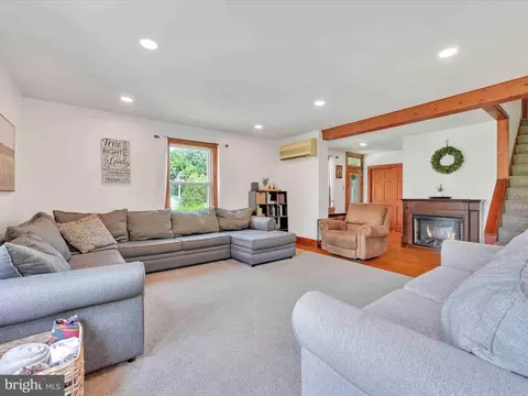 1036 Baker Rd, Reading, PA 19608 photo 8