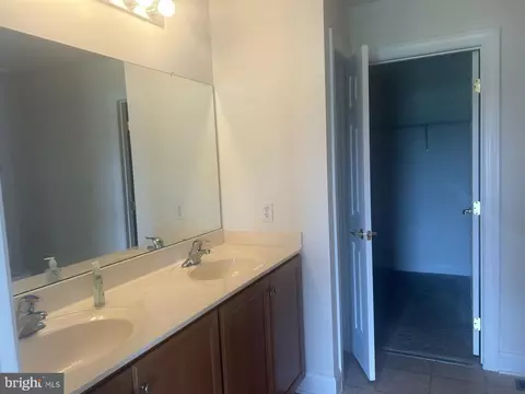 Entry Way - 17 Bishop Pine Rd, Barto, PA 19504 photo 1 of 1