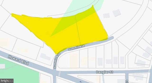 2135 R Denglers Hill Ct, Reading, PA 19601