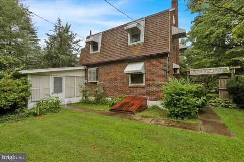 Exterior - 2302 Reading Blvd, Reading, PA 19609 photo 7 of 10