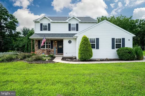 610 Faith Dr, Mohrsville, PA 19541